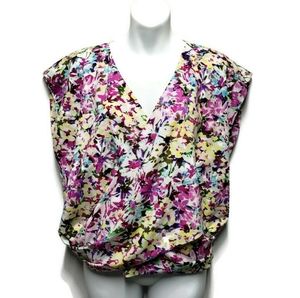Cabi Eden Floral Wrap Top Size M